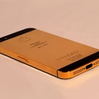 First Pure Gold Iphone 5 Launched