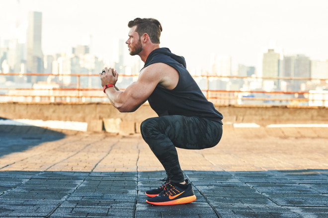 The Best 20-Minute Bodyweight Legs Workout for Busy Guys