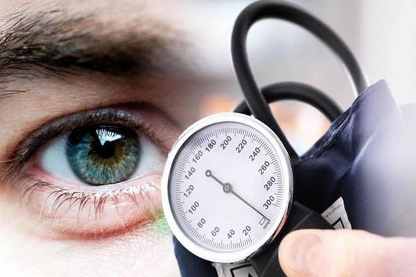  Here’s How High Blood Pressure Can Affect Your Eyes