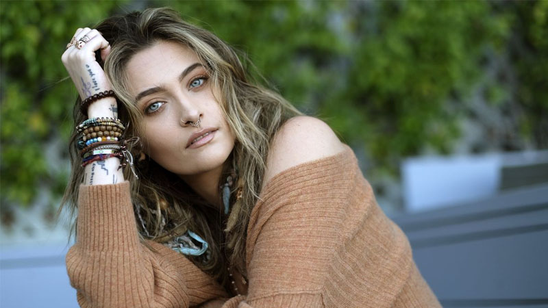  Paris Jackson Opens Up About How Her Family’s Religious Beliefs Affected Her Coming Out