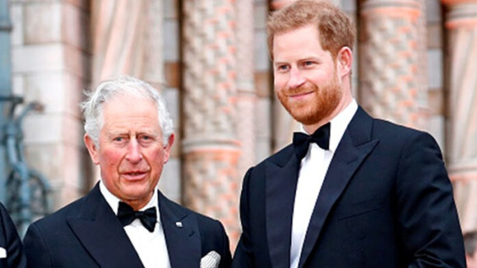  Prince Harry reunited with Prince Charles: ‘Please forgive me, dad!”
