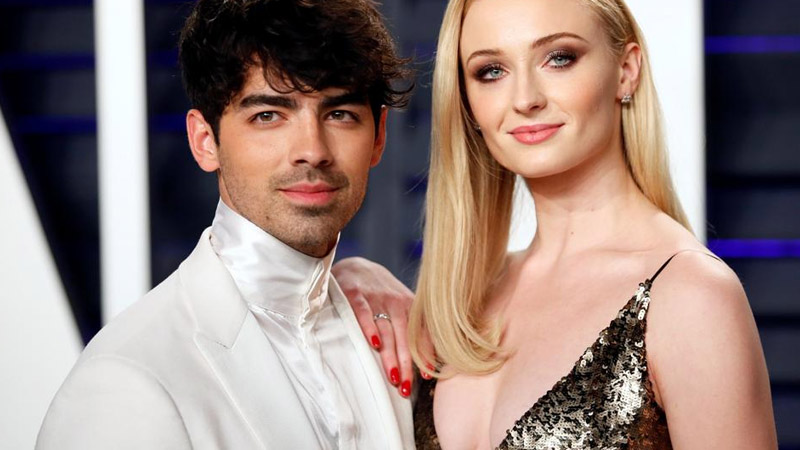  ‘If you don’t hear it from these lips, don’t believe it’: Joe Jonas Shows Raw Emotion On-Stage in L.A. Following Split with Sophie Turner
