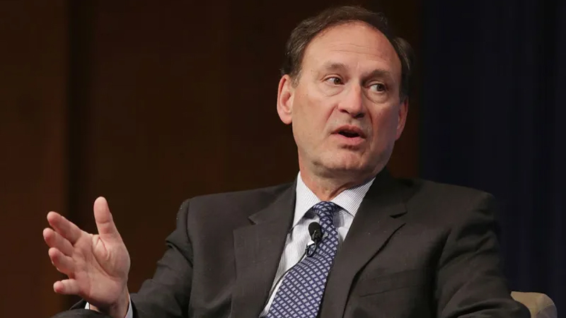  “Sam Alito Kinda Wants to Retire”: Justice Considers Leaving Supreme Court if GOP Wins