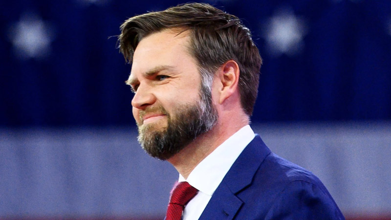  “The Media Uses Fake Polls”: J.D. Vance Challenges Fox News Host Over Harris’s Momentum