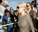 Lindsay Lohan Sue The Media