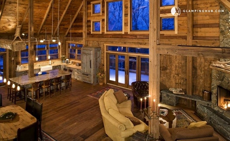 Nothing Says Fall Like a Weekend in a Cozy Barn, So Book 1 of These!