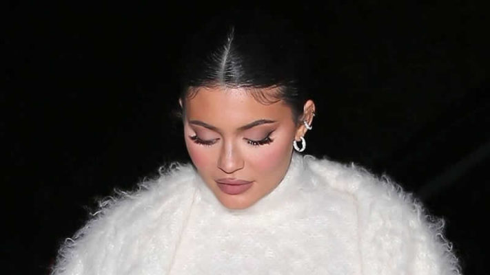 Kylie Jenner Step Out In La In Fuzzy White Minidress Sweeping Overcoat 