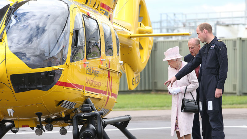  Queen Is ‘Very Worried’ and Urges Prince William to Stop Flying In Helicopters with his Family On Board
