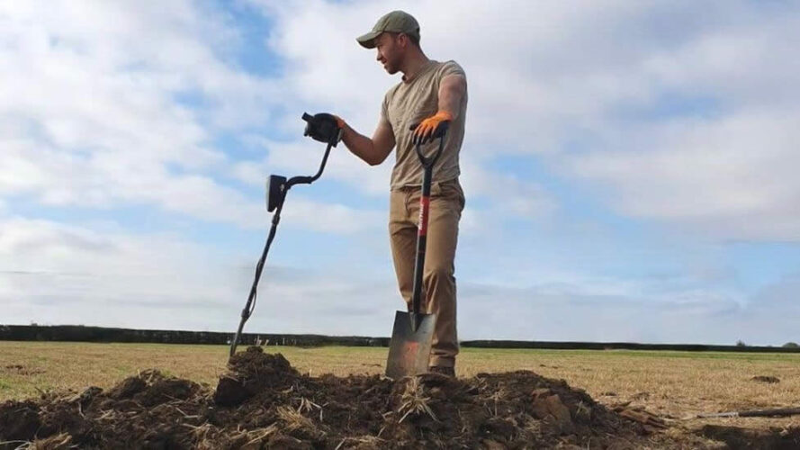 metal detector