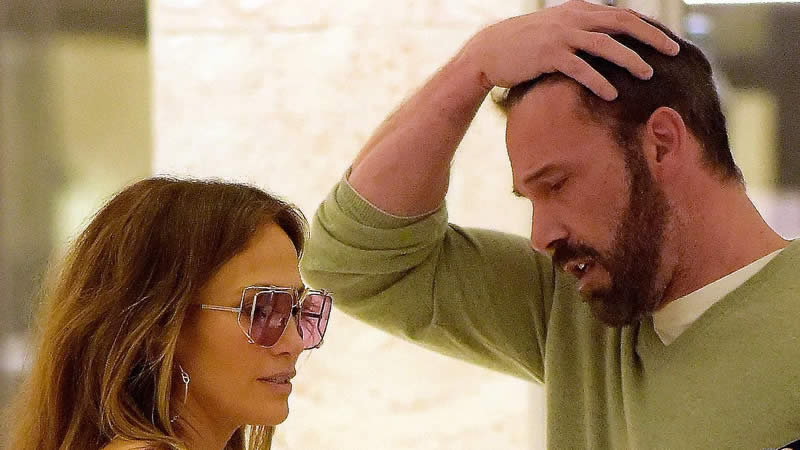  Ben Affleck not happy about Jennifer Lopez’s endless need for attention