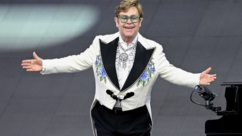  Elton John’s Partner Reveals Major Health Update