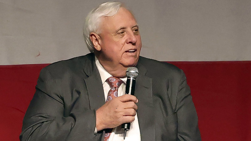  Jim Justice Blames Democrats for Financial Troubles Amid Greenbrier Resort Foreclosure Threat