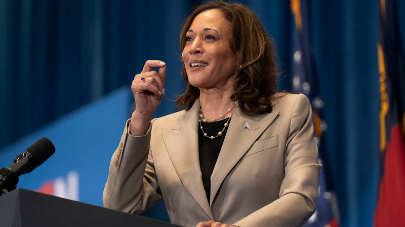  Kamala Harris Criticized for Visiting ‘Meanest Spice Shop in America’ Amid Calls for Unity