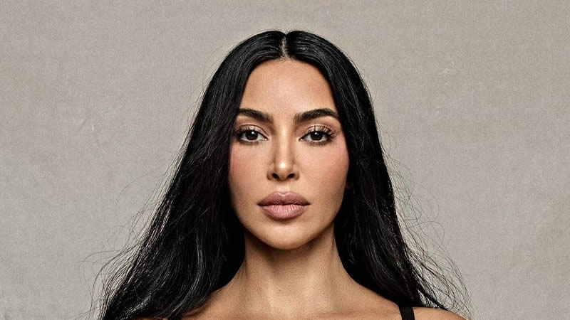  Kim Kardashian Faces Backlash as Fans Speculate on Cosmetic Surgery: ‘She Looks More Wax-Like Than Ever’